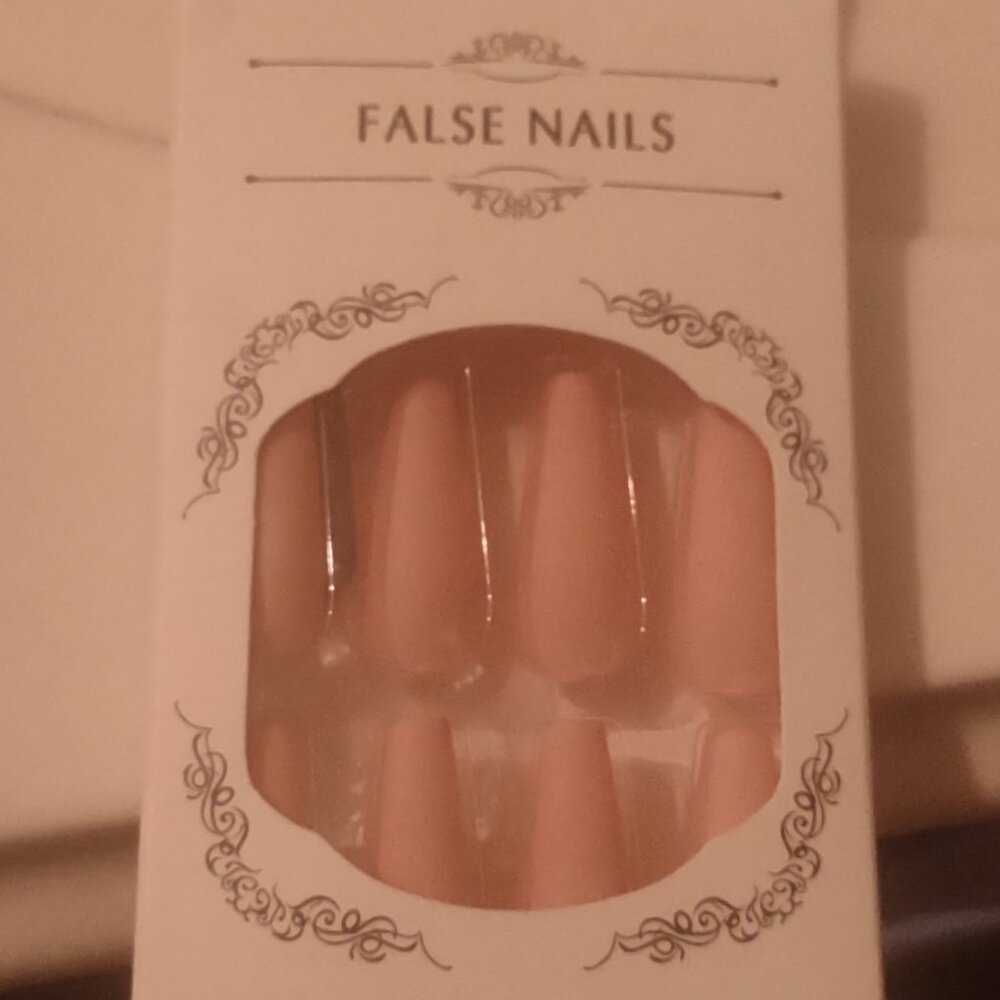 Nail Kit: False Nails